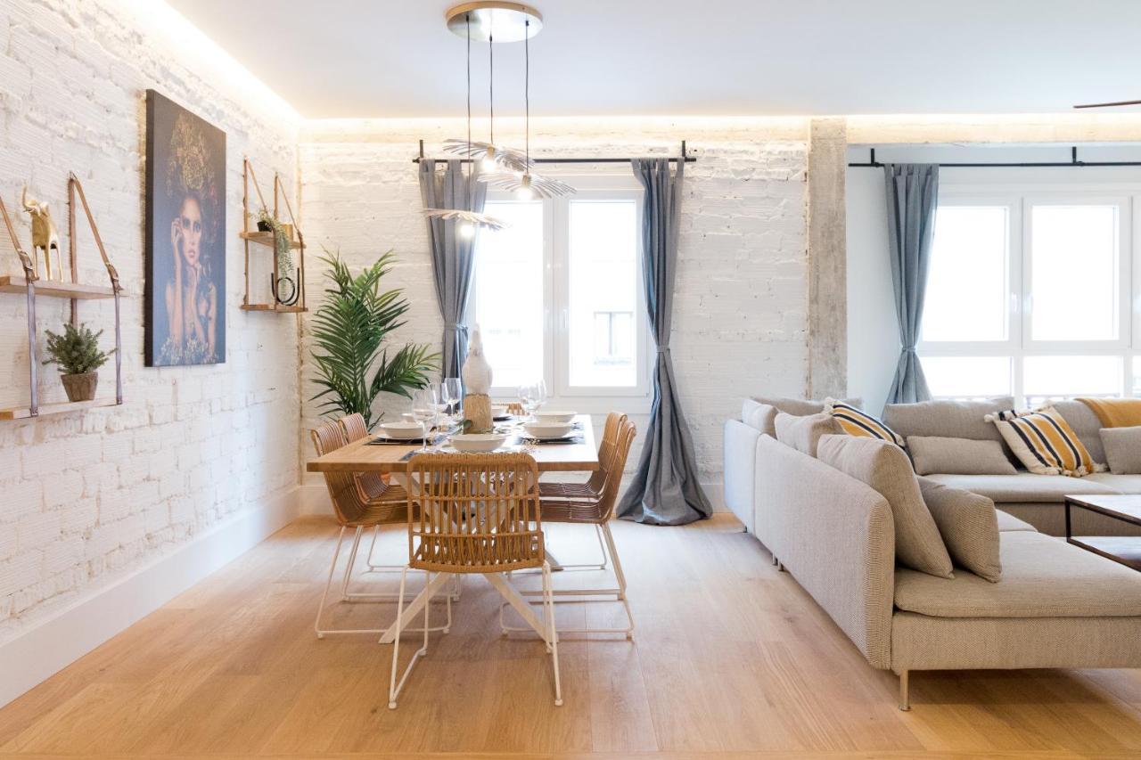 Amplio Y Moderno Apartamento Con Tarima Refrescante By Staynnapartments Bilbao Eksteriør billede