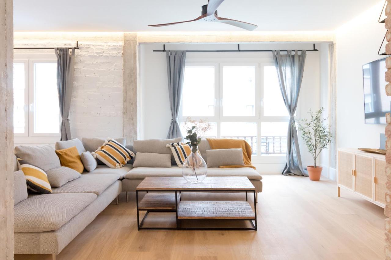 Amplio Y Moderno Apartamento Con Tarima Refrescante By Staynnapartments Bilbao Eksteriør billede